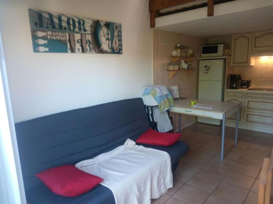 Maisonnette A Deux Pas De La Plage Dans Residence Calme Ла-Транш-сюр-Мер Екстер'єр фото